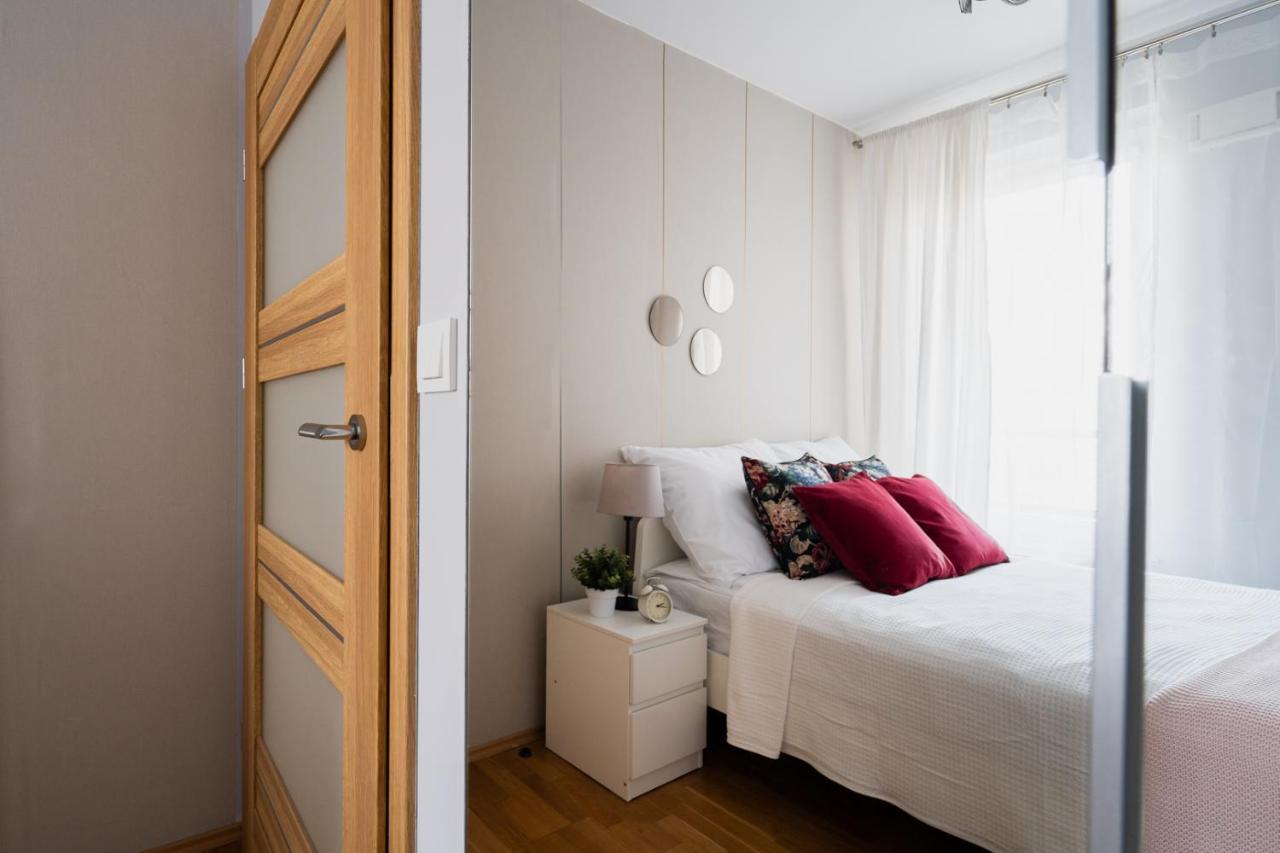 Big Apartment Old Town - 3 Rooms- 7 People-Lift- Near Town Hall Вроцлав Екстер'єр фото
